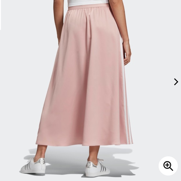 Adidas pleated skirt - Picture 3 of 8